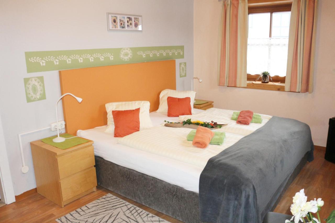 Pension Goeschlberger Mondsee Exterior foto